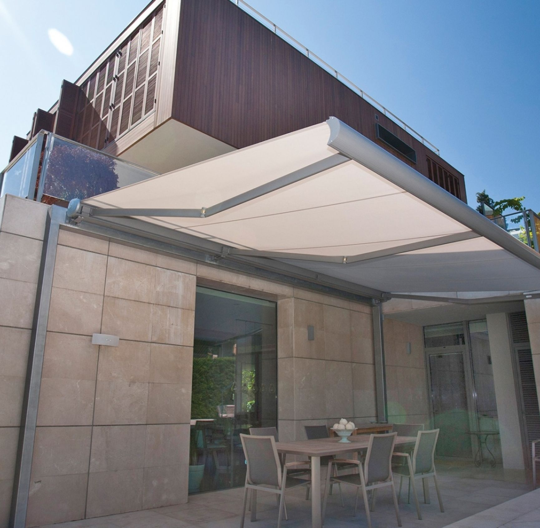 Folding Arm Awning – project photo 2