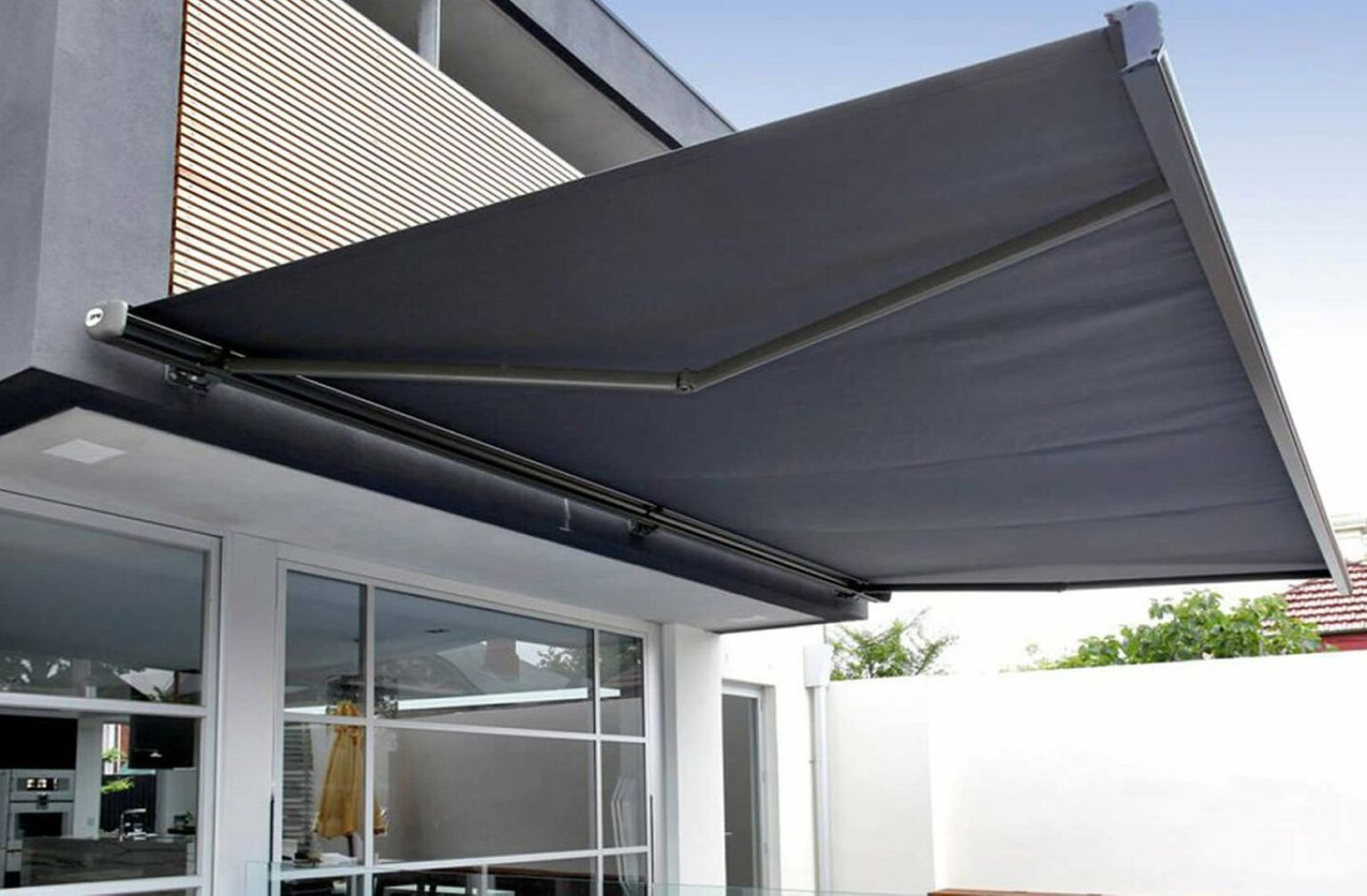 Full Cassette Awning – project photo 1