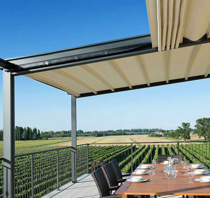 Pergola, awning or winter garden? How to choose the right outdoor system